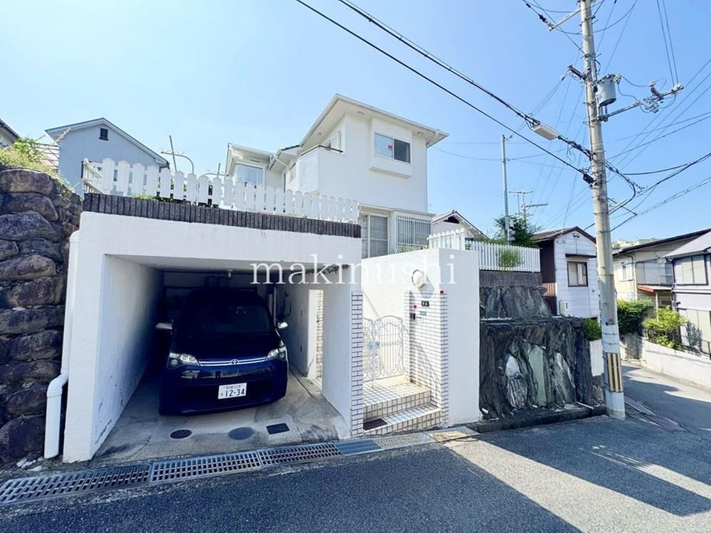4LDK house in Kawachinagano, Osaka - Photo 1