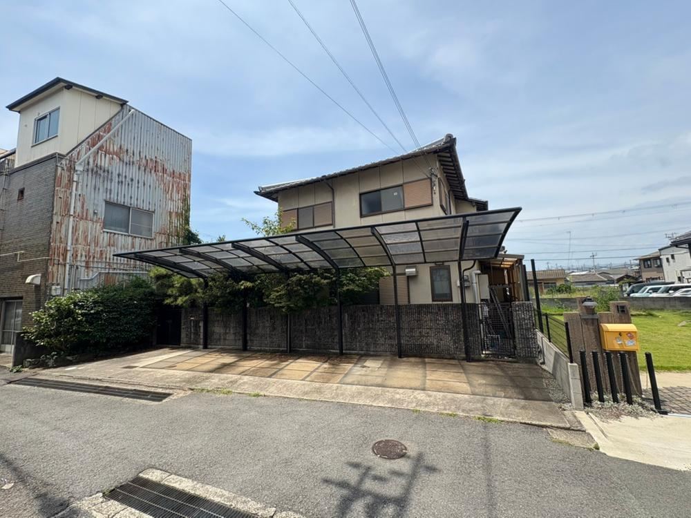 7LDK house in Wakayama, Wakayama - Photo 1