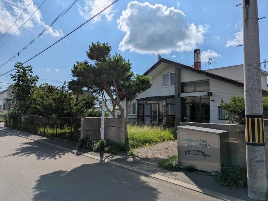 454 m² land in Asahikawa, Hokkaido - Photo 1