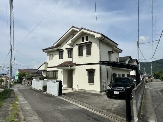 5LDK house in Kofu, Yamanashi - Photo 1