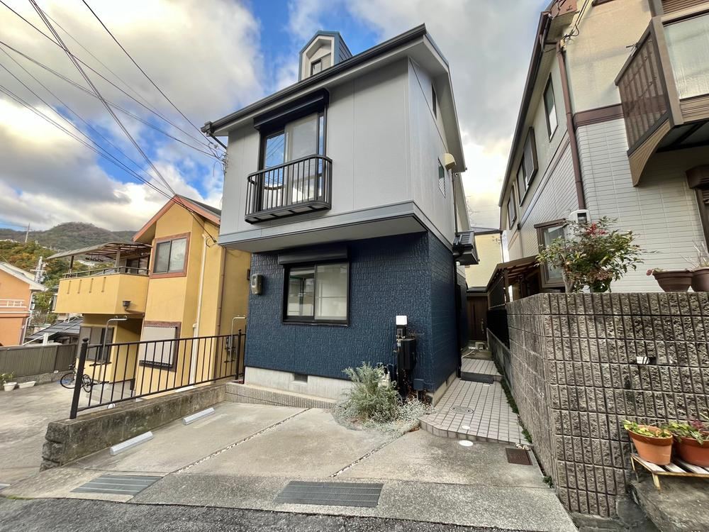 3LDK house in Takarazuka, Hyogo - Photo 1