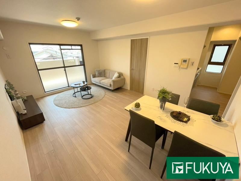 3LDK apartment in Yao, Osaka - Photo 1
