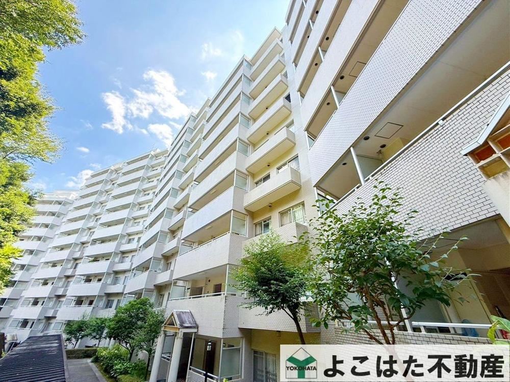 4LDK apartment in Inagi, Tokyo - Photo 1