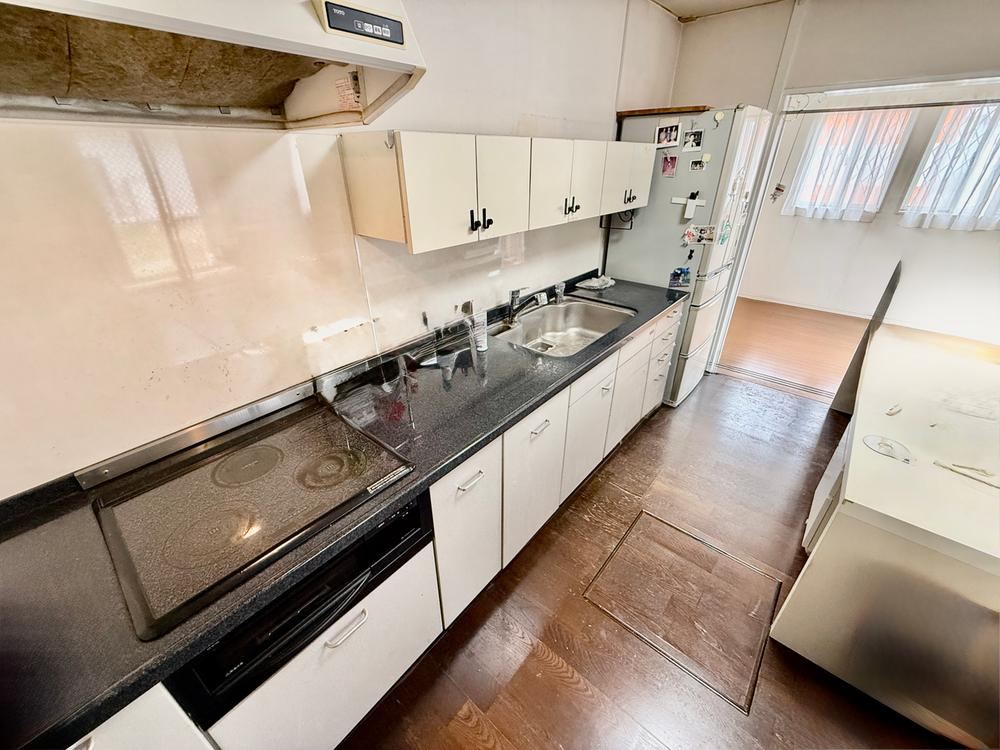 4LDK+2S house in Kisarazu, Chiba - Photo 1