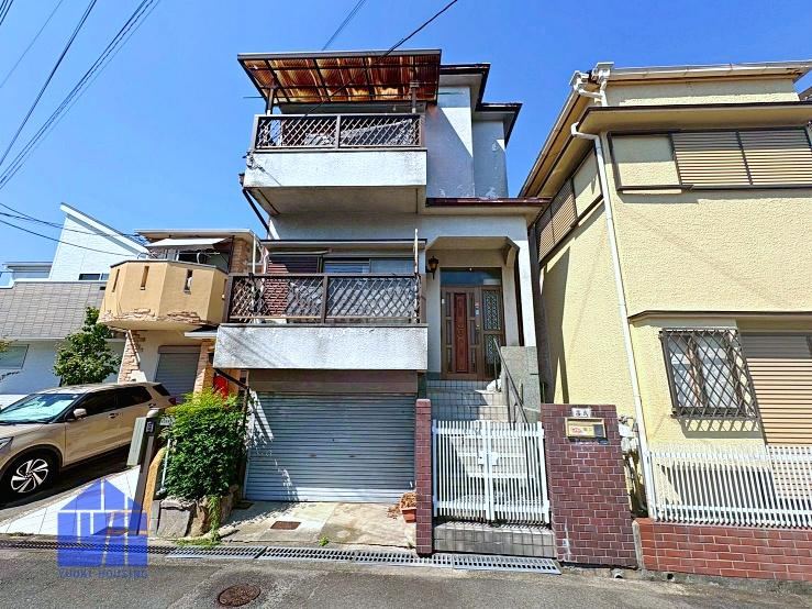 4DK house in Hirakata, Osaka - Photo 1