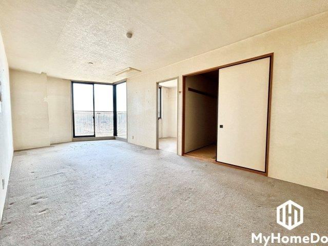 4LDK apartment in Kita Ward, Nagoya, Aichi - Photo 1