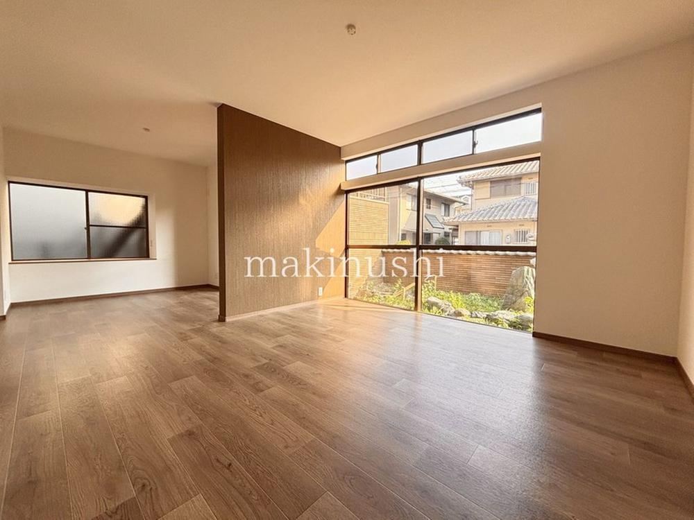 6LDK house in Habikino, Osaka - Photo 1