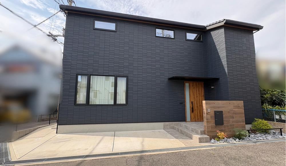 2LDK+2S house in Izumi, Osaka - Photo 1