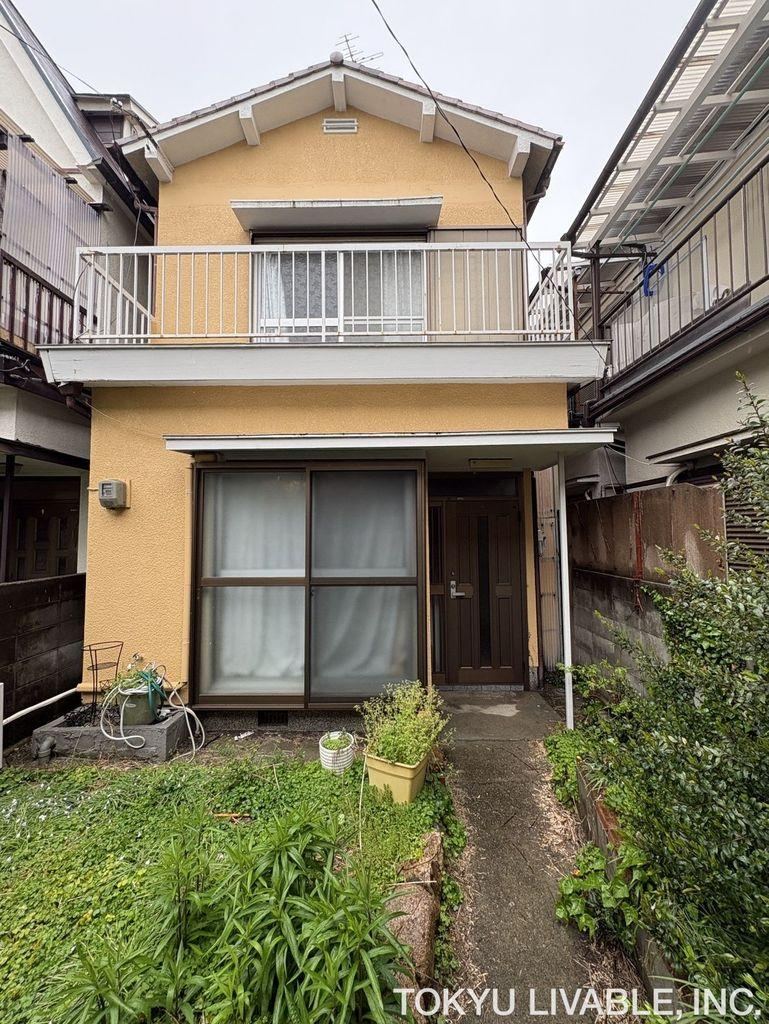 3DK house in Amagasaki, Hyogo - Photo 1