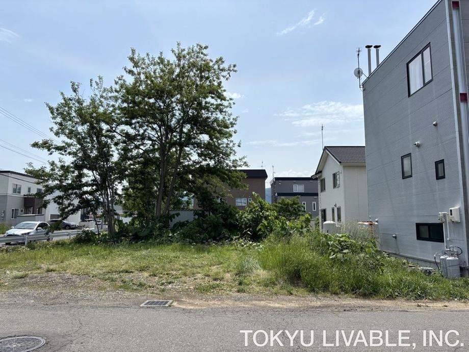 183 m² land in Kita Ward, Sapporo, Hokkaido - Photo 1