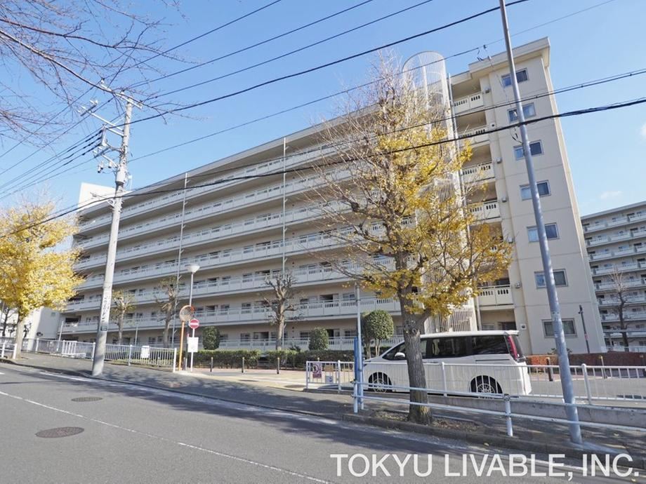 3LDK+S apartment in Minami Ward, Yokohama, Kanagawa - Photo 1
