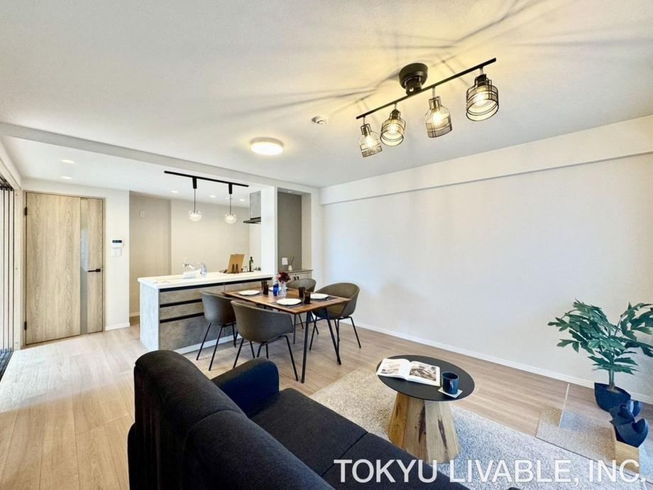 3LDK apartment in Higashi Ward, Nagoya, Aichi - Photo 1