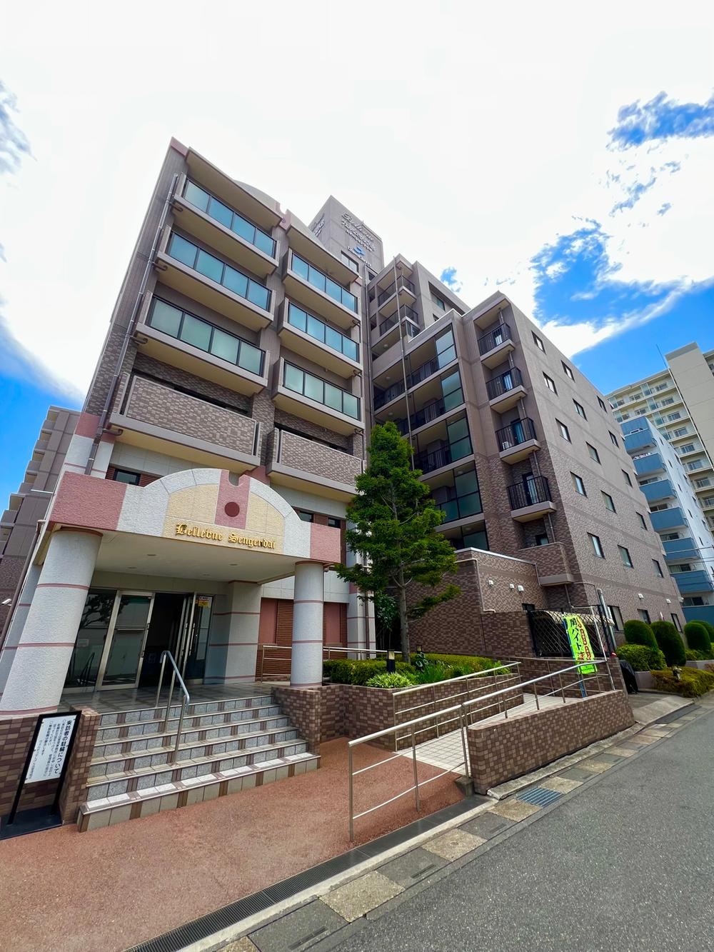 2LDK+S apartment in Koshigaya, Saitama - Photo 1