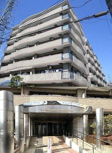 3LDK apartment in Kita Ward, Saitama - Photo 1