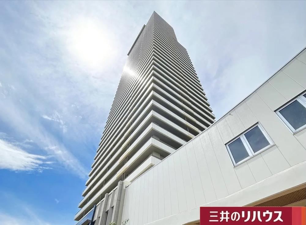 3LDK apartment in Nishi Ward, Sapporo, Hokkaido - Photo 1