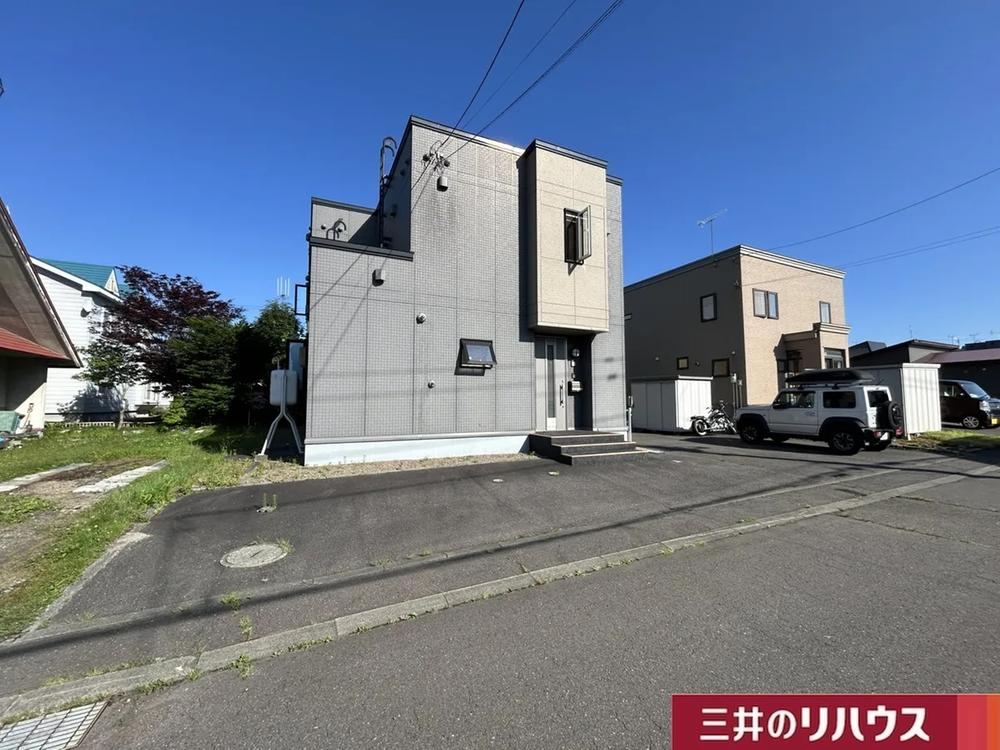 5LDK house in Chitose, Hokkaido - Photo 1