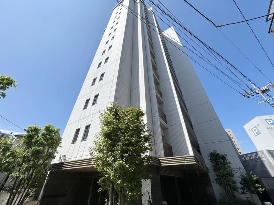 4LDK apartment in Urawa Ward, Saitama - Photo 1