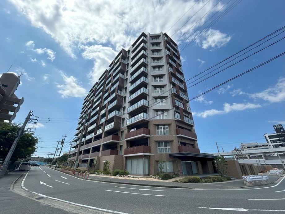 3LDK apartment in Nishi Ward, Fukuoka - Photo 1