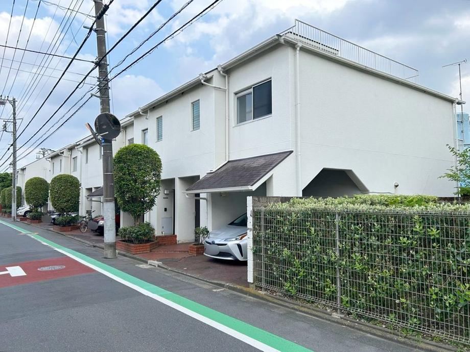 3LDK apartment in Suginami Ward, Tokyo - Photo 1