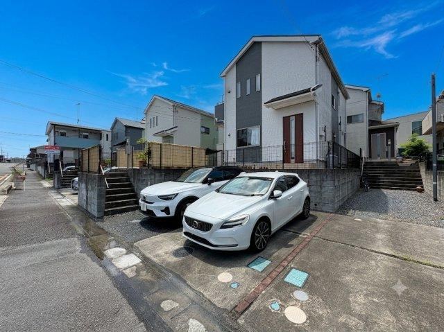 4LDK+S house in Higashimatsuyama, Saitama - Photo 1