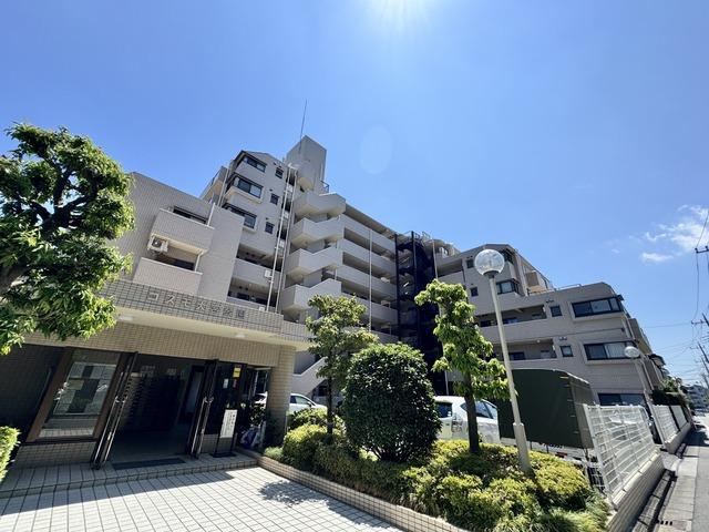 3LDK apartment in Kita Ward, Saitama - Photo 1