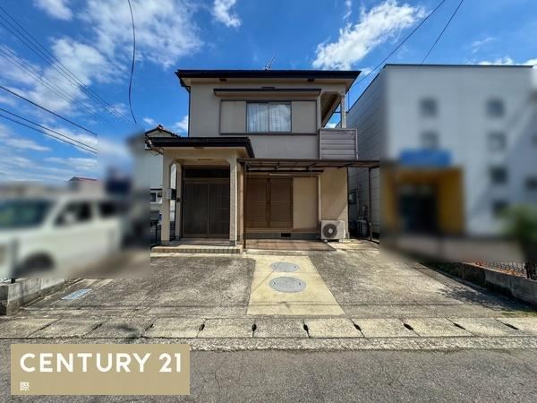2LDK house in Wakayama, Wakayama - Photo 1