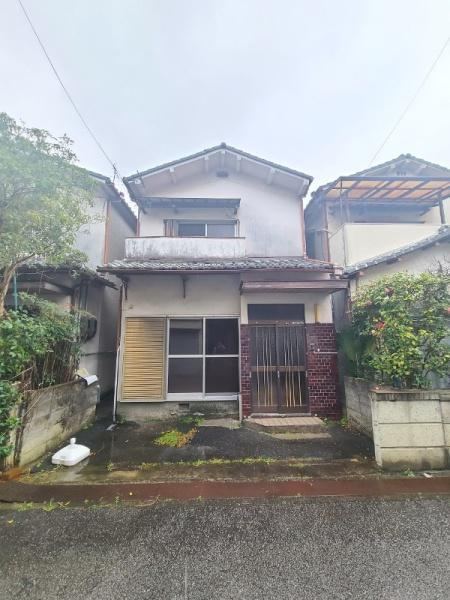 3DK house in Daito, Osaka - Photo 1