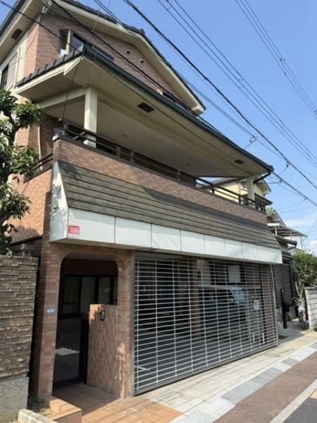 4LDK house in Habikino, Osaka - Photo 1