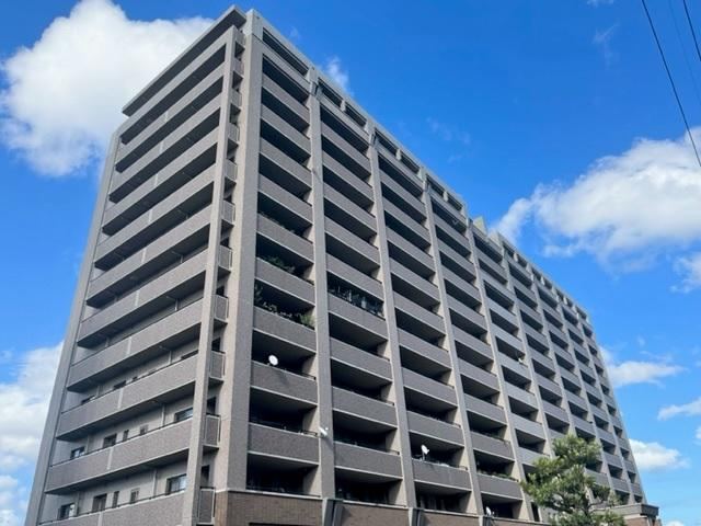 3LDK apartment in Kagoshima, Kagoshima - Photo 1