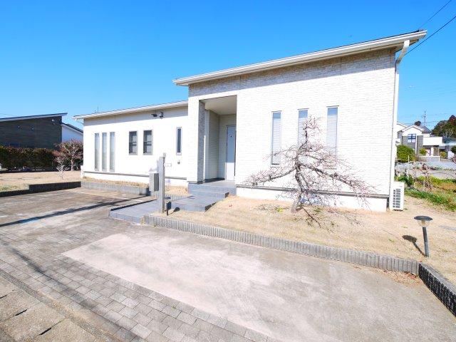 3LDK house in Sammu, Chiba - Photo 1