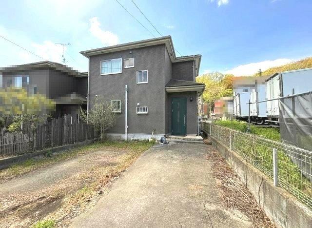 4LDK house in Hachioji, Tokyo - Photo 1
