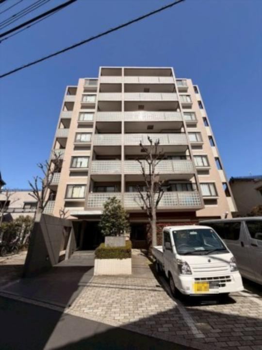 2LDK apartment in Sumida Ward, Tokyo - Photo 1