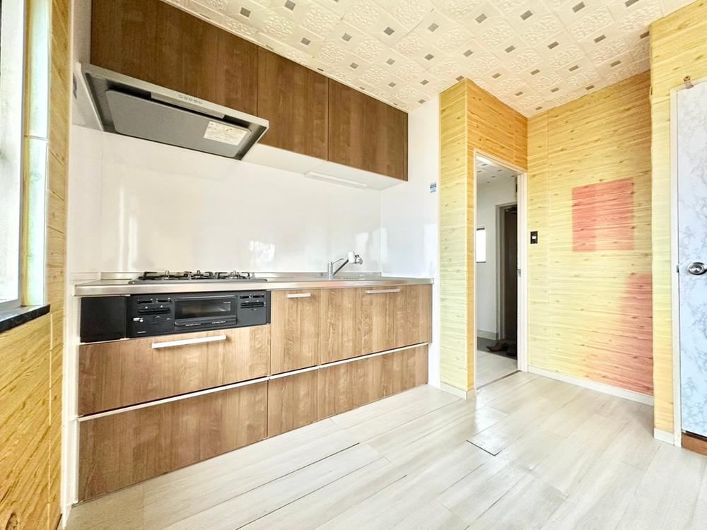 2LDK apartment in Seya Ward, Yokohama, Kanagawa - Photo 1