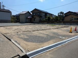 113 m² land in Kanazawa, Ishikawa - Photo 1