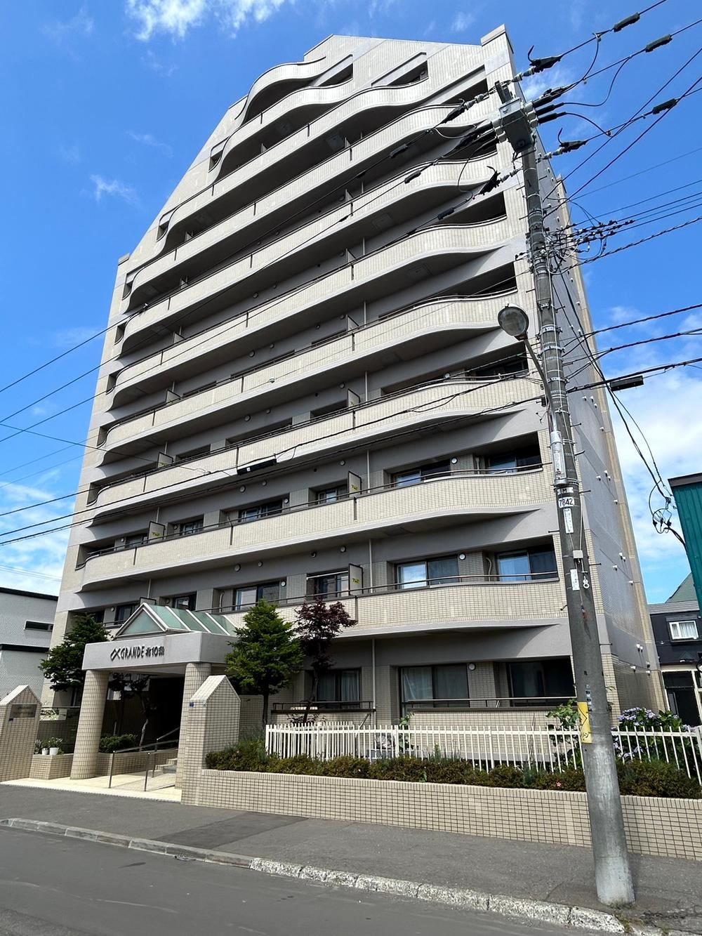 3LDK apartment in Higashi Ward, Sapporo, Hokkaido - Photo 1