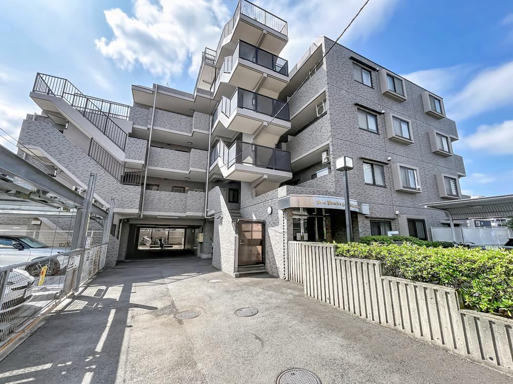 3LDK apartment in Minami Ward, Sagamihara, Kanagawa - Photo 1