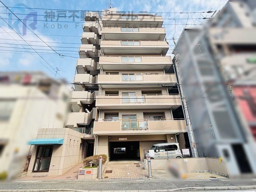 2LDK apartment in Chuo Ward, Kobe, Hyogo - Photo 1