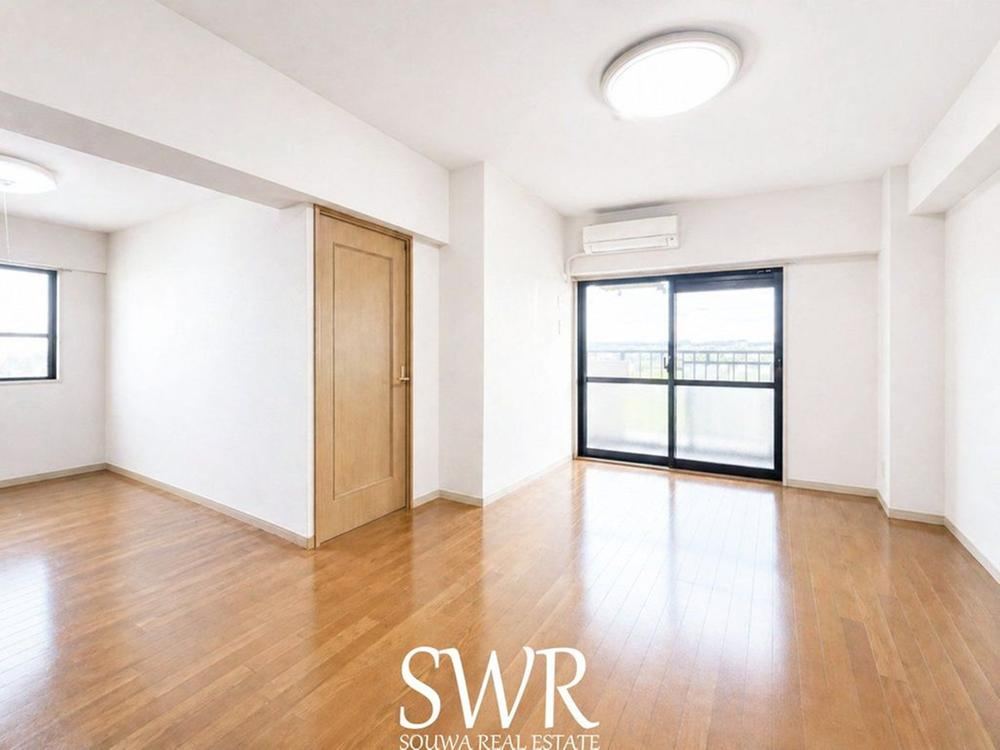 4LDK apartment in Kariya, Aichi - Photo 1