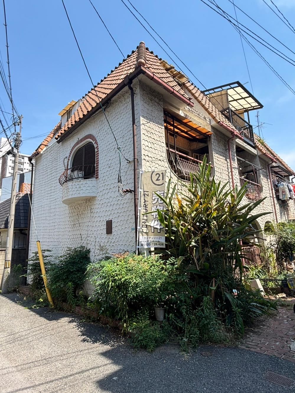 3DK house in Abeno Ward, Osaka - Photo 1