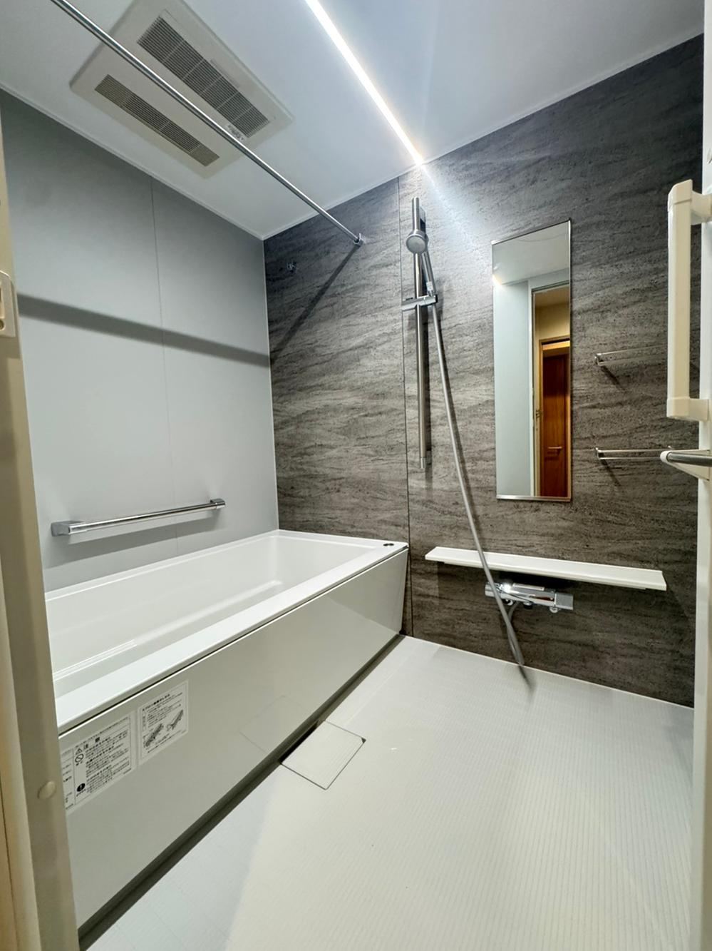 4LDK apartment in Amagasaki, Hyogo - Photo 1