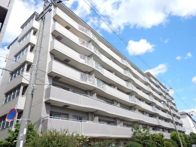 2LDK apartment in Higashinada Ward, Kobe, Hyogo - Photo 1