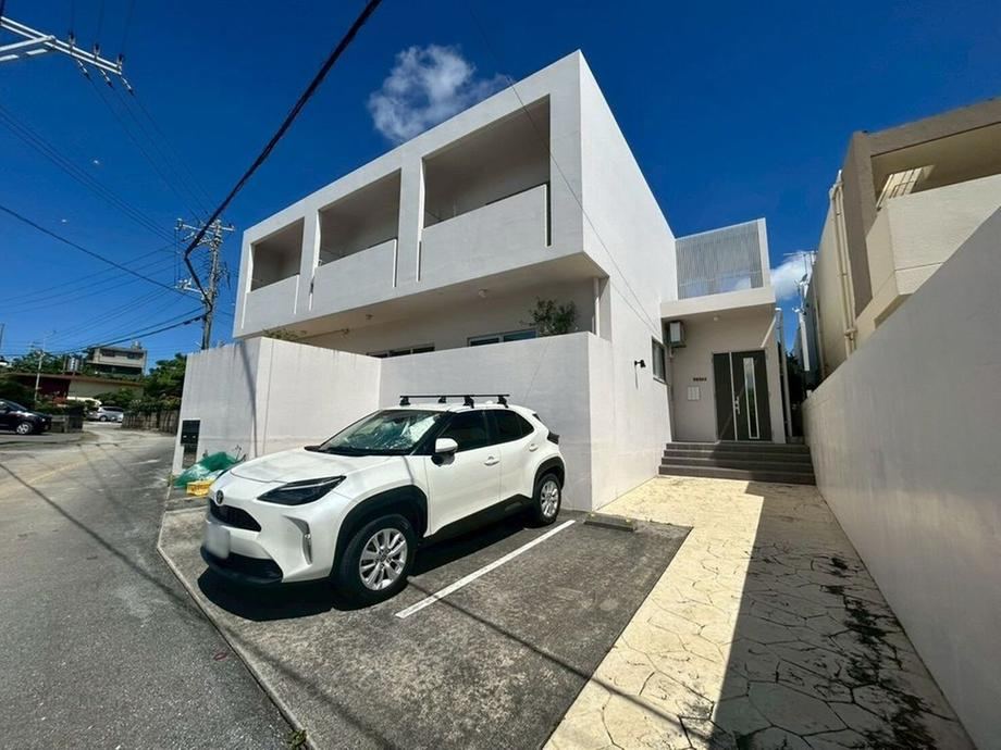 4LDK house in Uruma, Okinawa - Photo 1