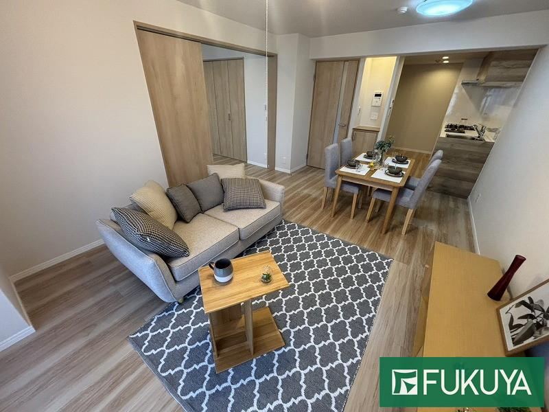 3LDK apartment in Chuo Ward, Kobe, Hyogo - Photo 1
