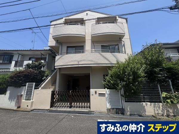 5LDK+S house in Hachioji, Tokyo - Photo 1