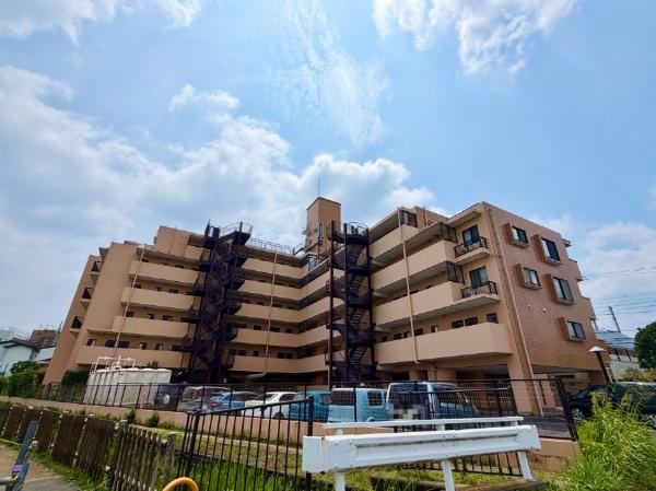 1DK apartment in Chuo Ward, Saitama - Photo 1