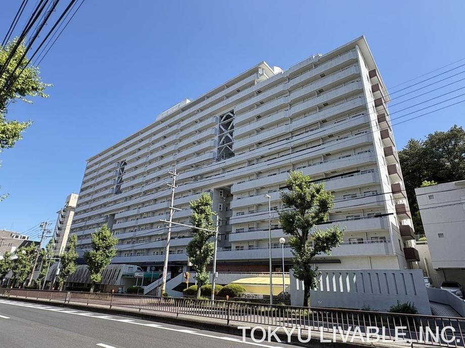 2LDK+S apartment in Meito Ward, Nagoya, Aichi - Photo 1