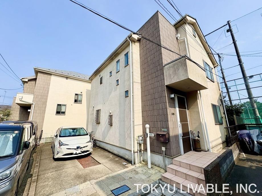 4LDK house in Setagaya Ward, Tokyo - Photo 1