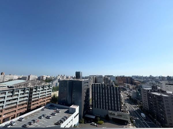 3LDK apartment in Shinagawa Ward, Tokyo - Photo 1