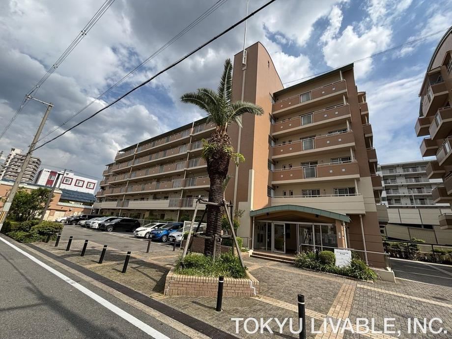 2LDK apartment in Sumiyoshi Ward, Osaka - Photo 1