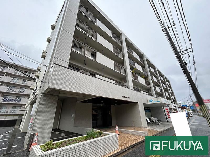 2LDK+S apartment in Minami Ward, Fukuoka - Photo 1